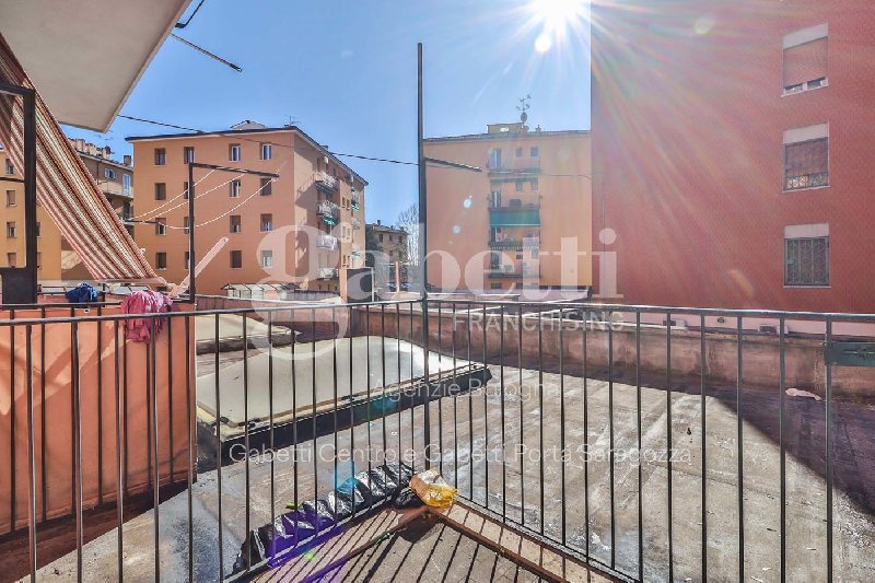 https://www.gabettibolognacentro.it/Appartamento vendita Bologna Via FERRARESE, € 155.000, 1 camera, 59 mq, Primo piano