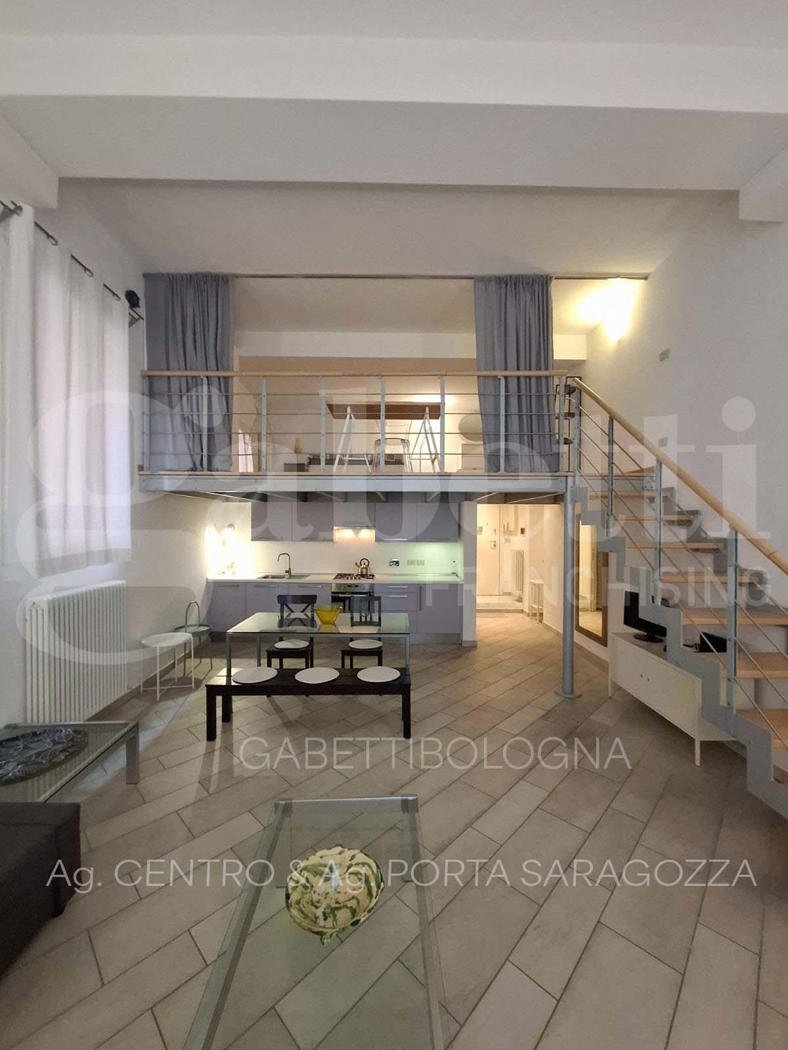 https://www.gabettibolognacentro.it/Appartamento affitto Bologna Via SAN VITALE, € 1.000, 52 mq