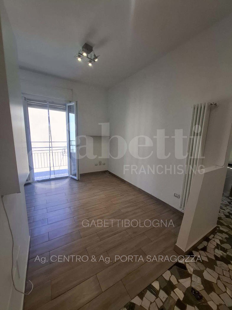 https://www.gabettibolognacentro.it/Appartamento affitto Bologna Via VIZZANI, € 900, 1 camera, 56 mq, Secondo piano